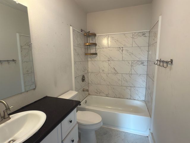 3615 Thomas Dr, Houma, LA 70363