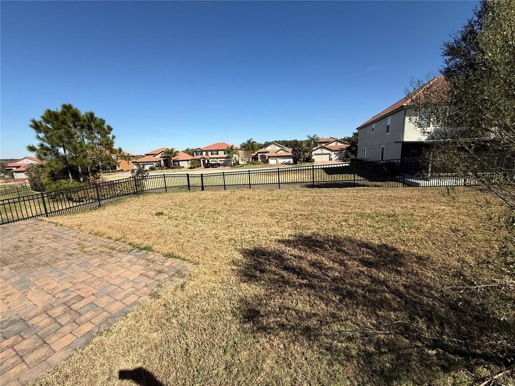 Image 17 of property listing at 4231 PRIMA LAGO DRIVE, Lakeland, FL 33810