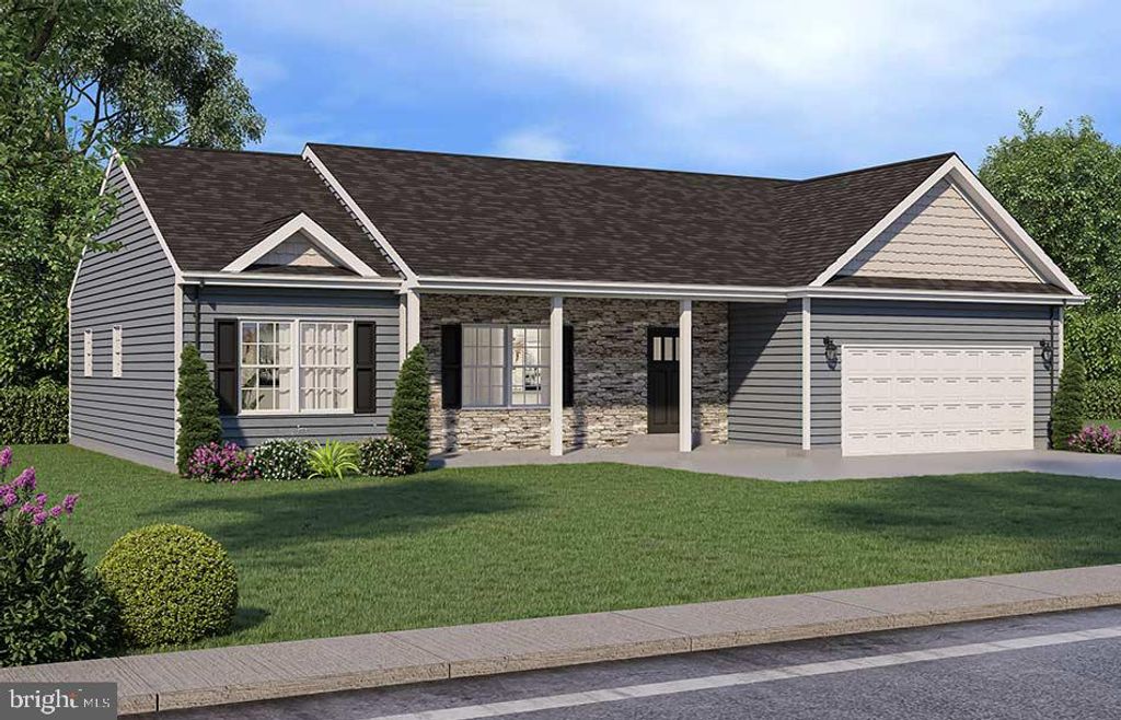 8 COUNTRY CLUB RD, Ashland, PA 17921