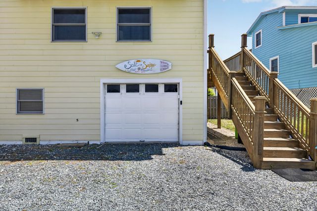 216 Oyster Lane, N Topsail Beach, NC 28460