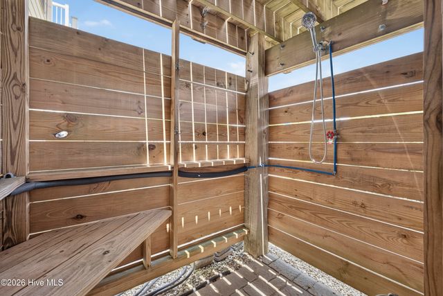 216 Oyster Lane, N Topsail Beach, NC 28460