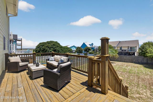 216 Oyster Lane, N Topsail Beach, NC 28460