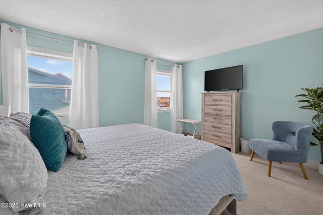 216 Oyster Lane, N Topsail Beach, NC 28460