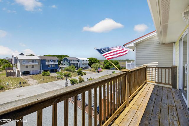 216 Oyster Lane, N Topsail Beach, NC 28460
