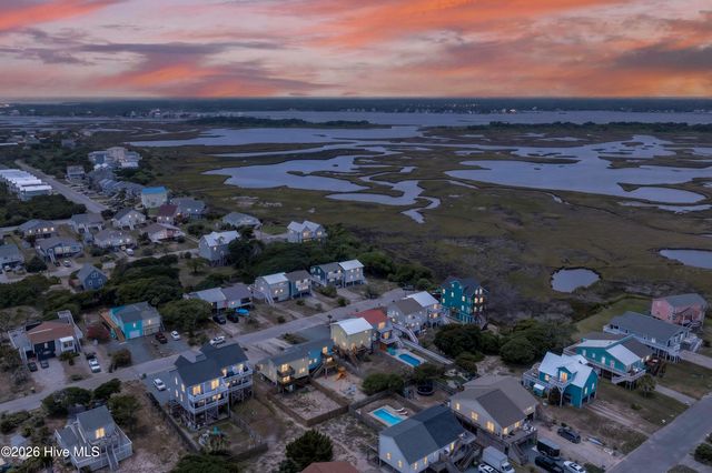 216 Oyster Lane, N Topsail Beach, NC 28460