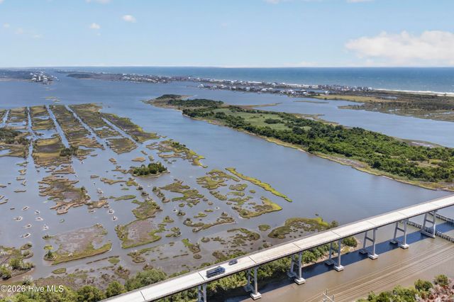 216 Oyster Lane, N Topsail Beach, NC 28460