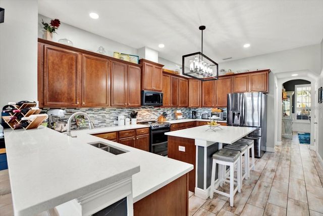 7023 DERWENT GLEN CIRCLE, Land O Lakes, FL 34637