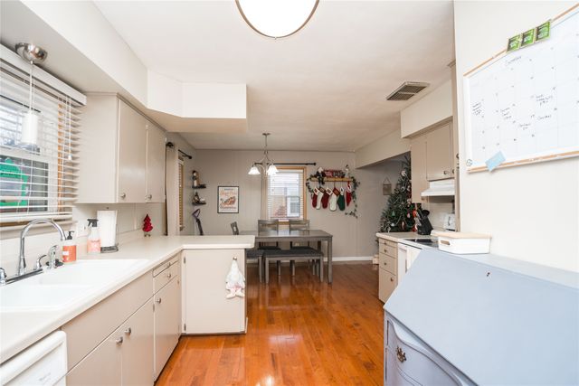 112 NW Des Moines Street, Ankeny, IA 50023