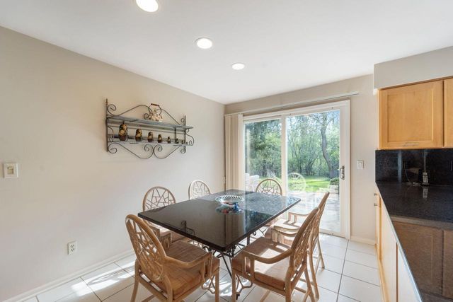 9840 Otto ROAD, Mequon, WI 53092