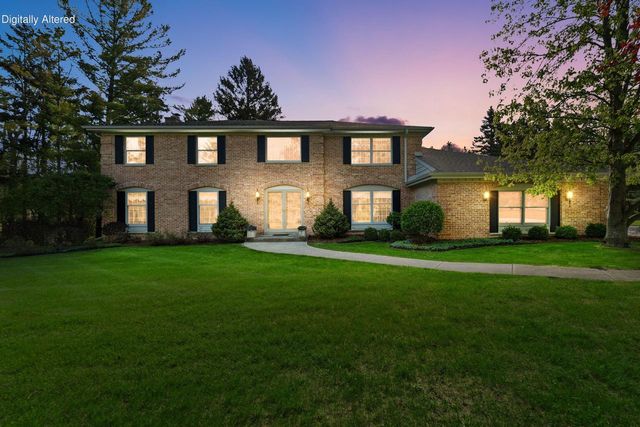 9840 Otto ROAD, Mequon, WI 53092
