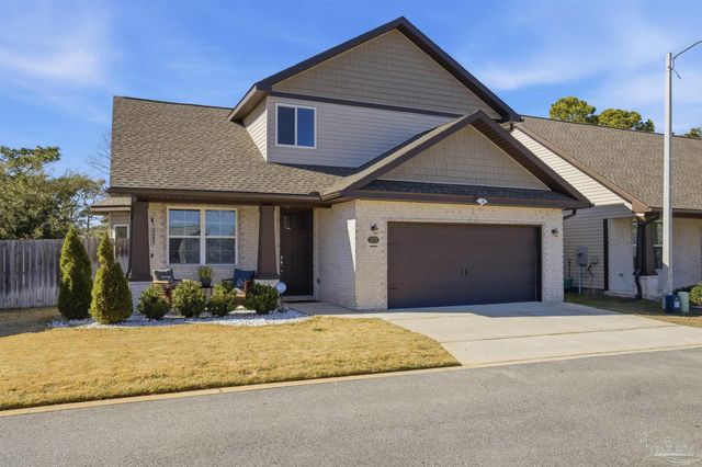 2279 Hadleigh Hills Ct, Navarre, FL 32566