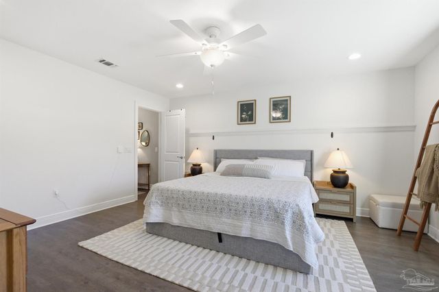 2279 Hadleigh Hills Ct, Navarre, FL 32566