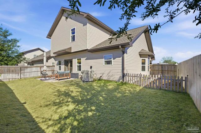 2279 Hadleigh Hills Ct, Navarre, FL 32566