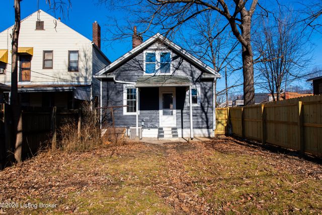 424 Gwendolyn St, Louisville, KY 40203