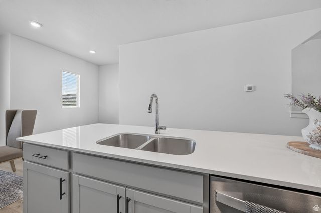 1727 E WOLVERINE WAY, Eagle Mountain, UT 84005