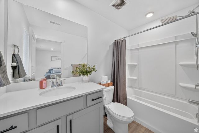 1727 E WOLVERINE WAY, Eagle Mountain, UT 84005