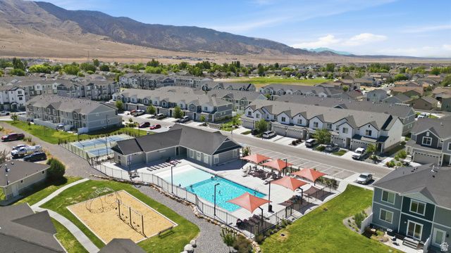 1727 E WOLVERINE WAY, Eagle Mountain, UT 84005