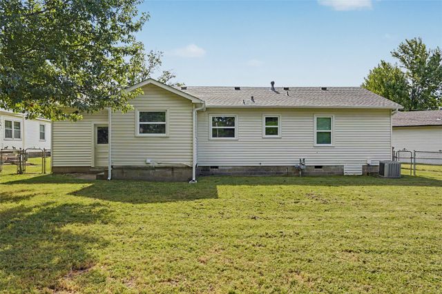 2832 S Richmond Avenue, Tulsa, OK 74114