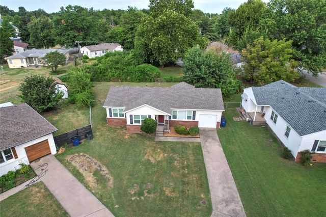 2832 S Richmond Avenue, Tulsa, OK 74114
