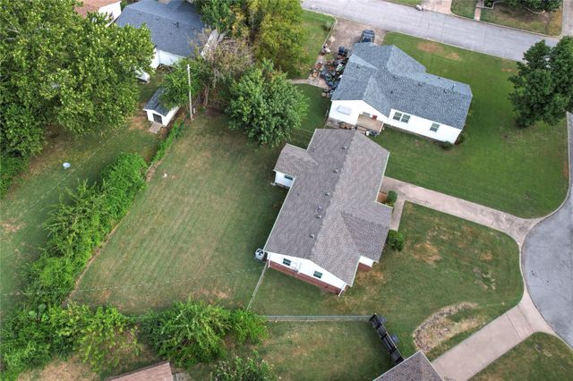 2832 S Richmond Avenue, Tulsa, OK 74114