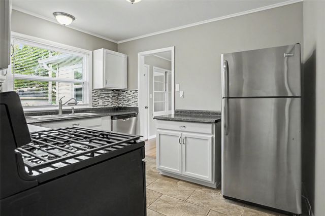 2832 S Richmond Avenue, Tulsa, OK 74114