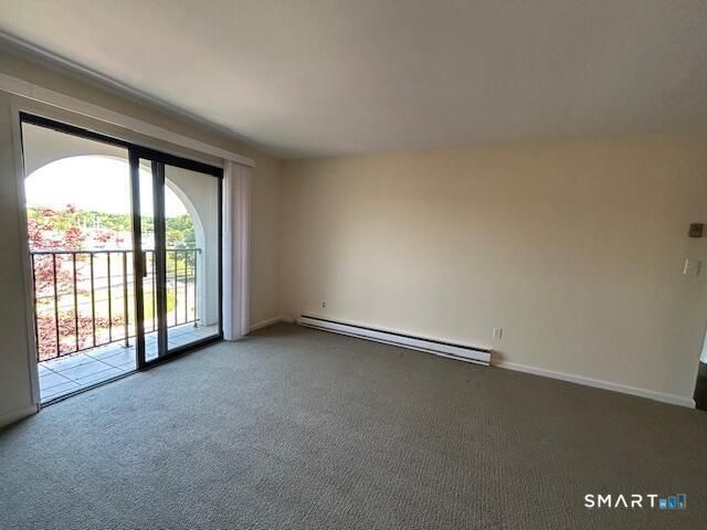 43 Seaview Avenue 14, Stamford, CT 06902