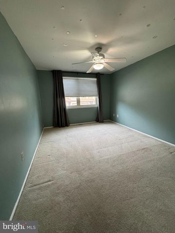 54 SOUTHGATE DR, Mount Laurel, NJ 08054
