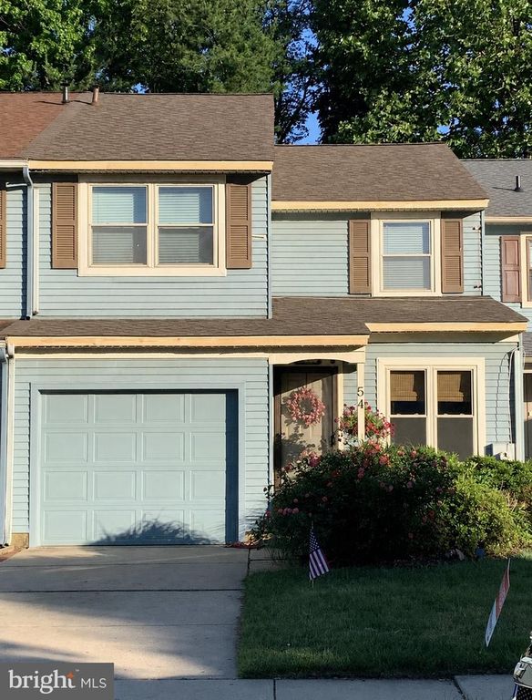 54 SOUTHGATE DR, Mount Laurel, NJ 08054