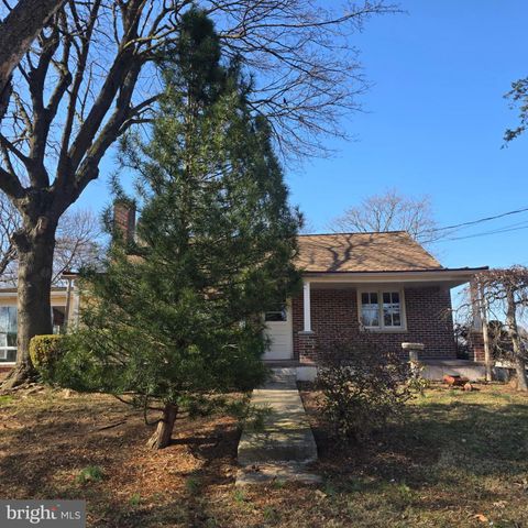 201 4TH ST, Boiling Springs, PA 17007