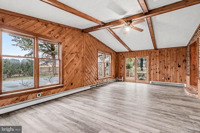 201 4TH ST, Boiling Springs, PA 17007