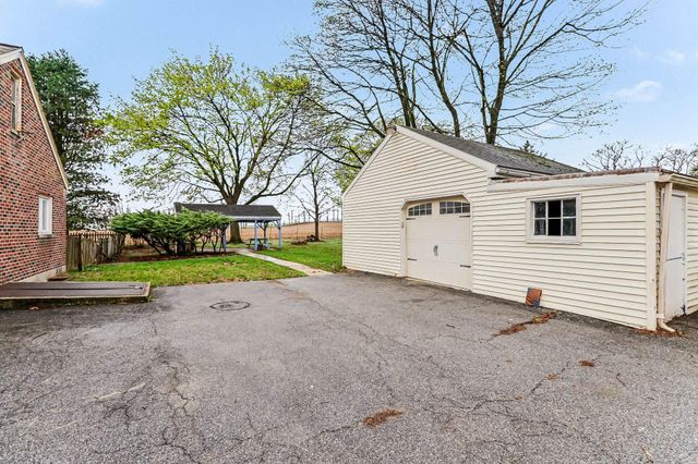 201 4TH ST, Boiling Springs, PA 17007