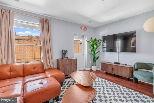 607 E PASSYUNK AVE, Philadelphia, PA 19147