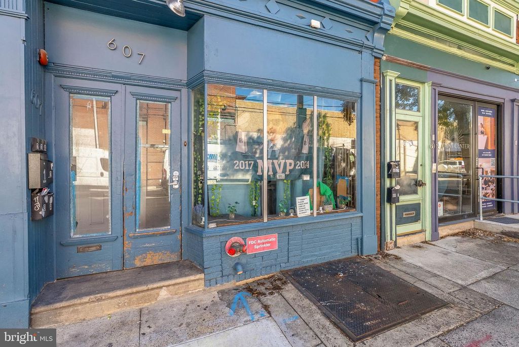 607 E PASSYUNK AVE, PHILADELPHIA, PA 19147 — photo 2