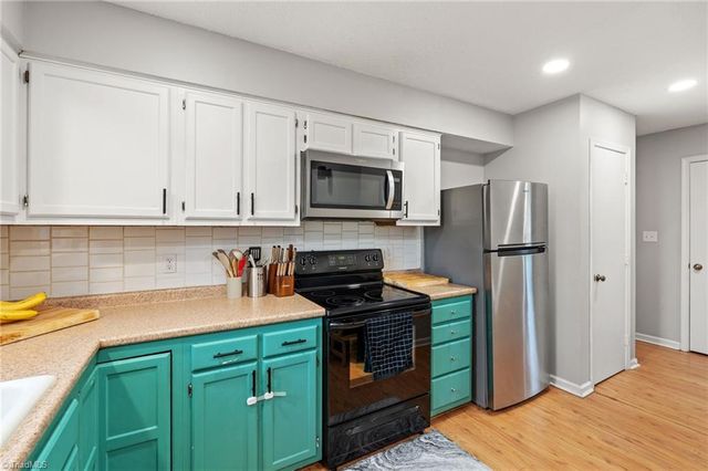 3812 Langdon Drive, Greensboro, NC 27410