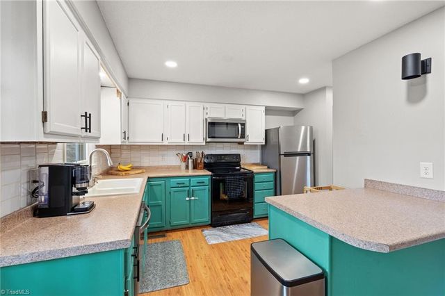 3812 Langdon Drive, Greensboro, NC 27410