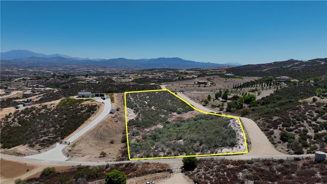 1 Calle Fresca Way, Temecula, CA 92592