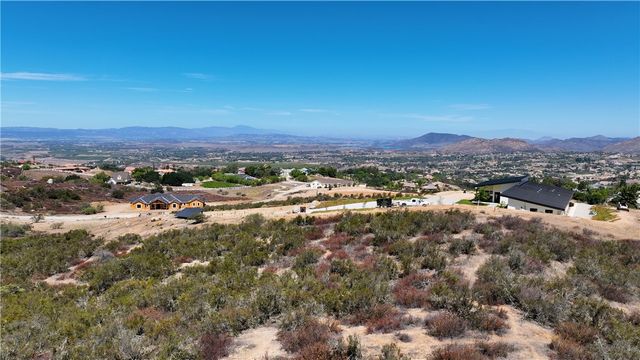1 Calle Fresca Way, Temecula, CA 92592
