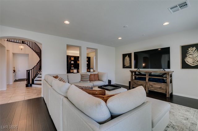 2605 Chateau Clermont Street, Henderson, NV 89044