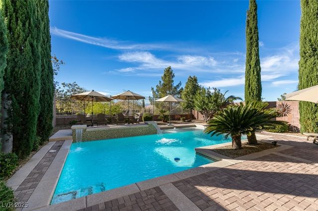 2605 Chateau Clermont Street, Henderson, NV 89044