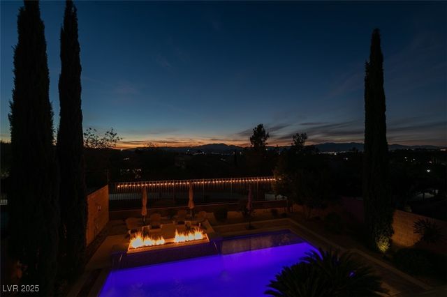 2605 Chateau Clermont Street, Henderson, NV 89044