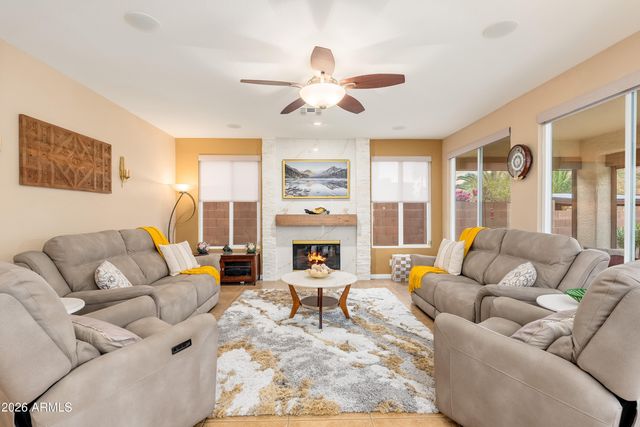 14244 S 8TH Street, Phoenix, AZ 85048