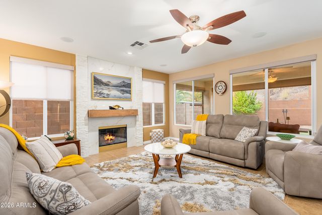 14244 S 8TH Street, Phoenix, AZ 85048