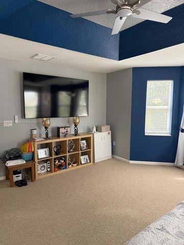 15744 SW 53rd Ct, Miramar, FL 33027