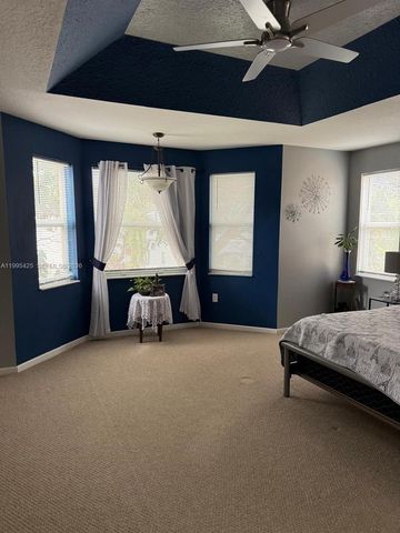 15744 SW 53rd Ct, Miramar, FL 33027