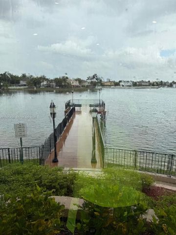 15744 SW 53rd Ct, Miramar, FL 33027