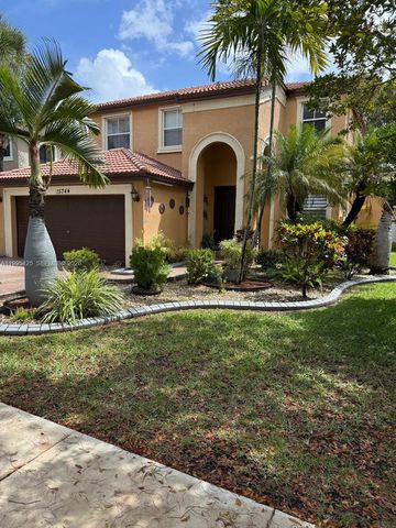 15744 SW 53rd Ct, Miramar, FL 33027