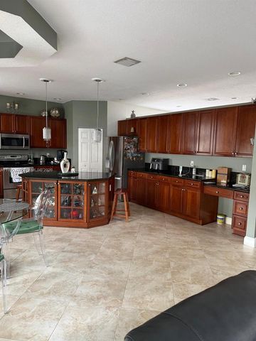 15744 SW 53rd Ct, Miramar, FL 33027