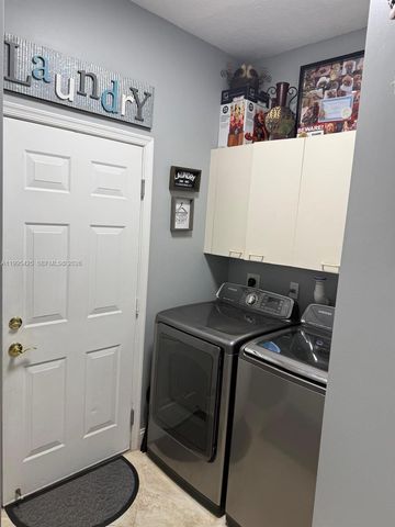 15744 SW 53rd Ct, Miramar, FL 33027