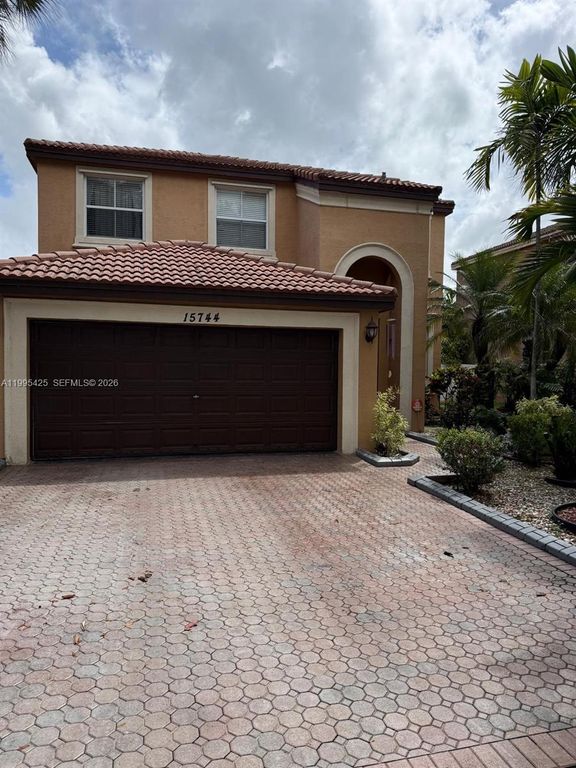 15744 SW 53rd Ct, Miramar, FL 33027