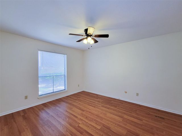 8435 Hearth Drive 2, Houston, TX 77054